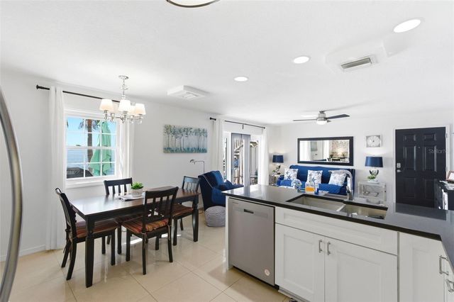 5280 COQUINA KEY DRIVE SE A furnished seasonal, St Petersburg, FL 33705