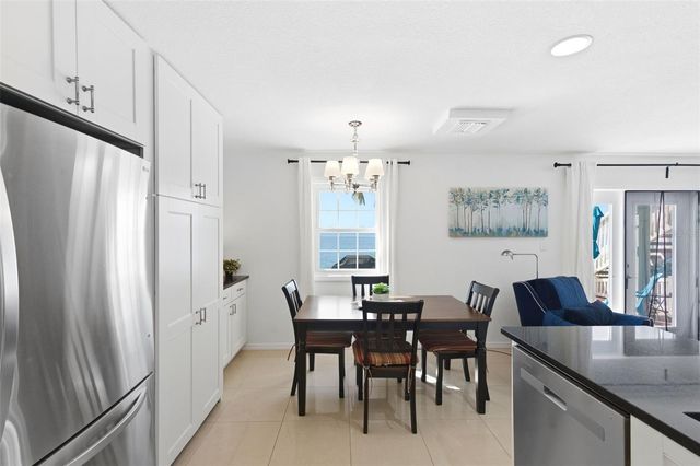5280 COQUINA KEY DRIVE SE A furnished seasonal, St Petersburg, FL 33705