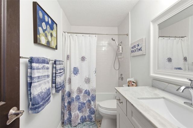 5280 COQUINA KEY DRIVE SE A furnished seasonal, St Petersburg, FL 33705