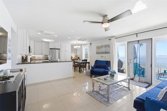 5280 COQUINA KEY DRIVE SE A furnished seasonal, St Petersburg, FL 33705