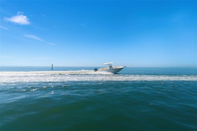 5280 COQUINA KEY DRIVE SE A furnished seasonal, St Petersburg, FL 33705