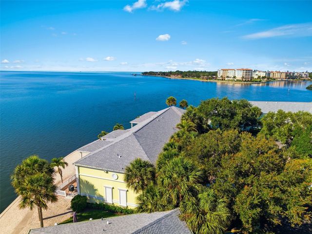 5280 COQUINA KEY DRIVE SE A furnished seasonal, St Petersburg, FL 33705