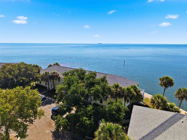 5280 COQUINA KEY DRIVE SE A furnished seasonal, St Petersburg, FL 33705