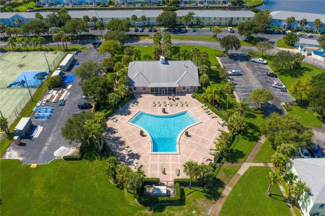 5280 COQUINA KEY DRIVE SE A furnished seasonal, St Petersburg, FL 33705