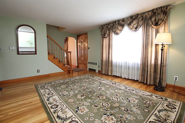 86 Farrell Road, Lynn, MA 01905