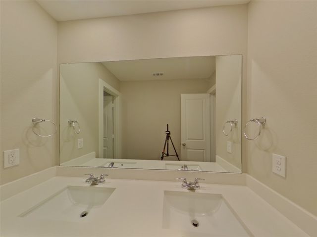 858 Summer Plum Way, Arlington, TX 76005