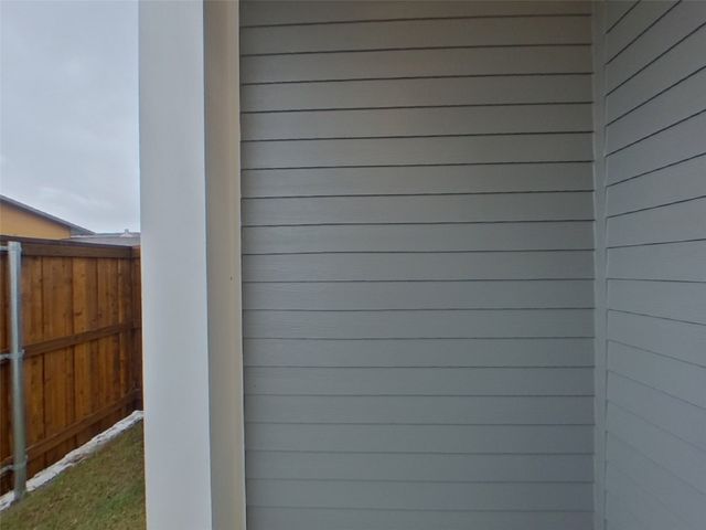 858 Summer Plum Way, Arlington, TX 76005