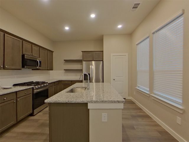 858 Summer Plum Way, Arlington, TX 76005