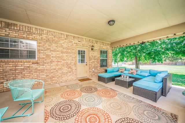 110 Kayla Lane, Longview, TX 75602