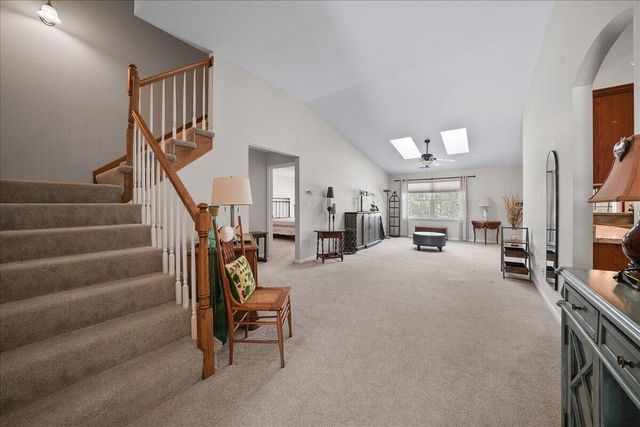 10721 Maple Lane, St. John, IN 46373