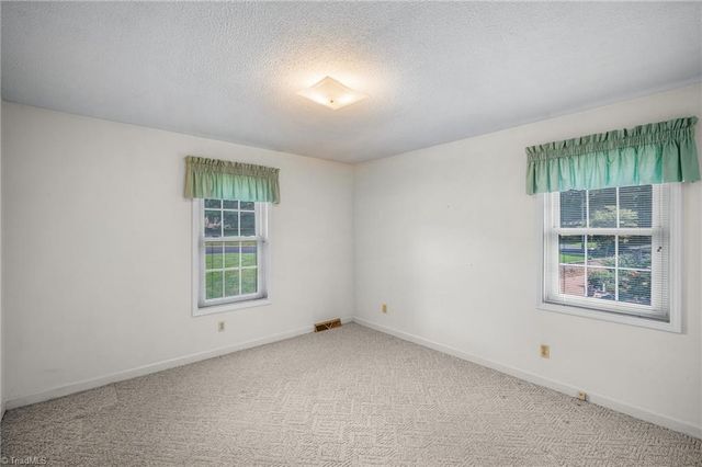111 Ryan Street, Lexington, NC 27295