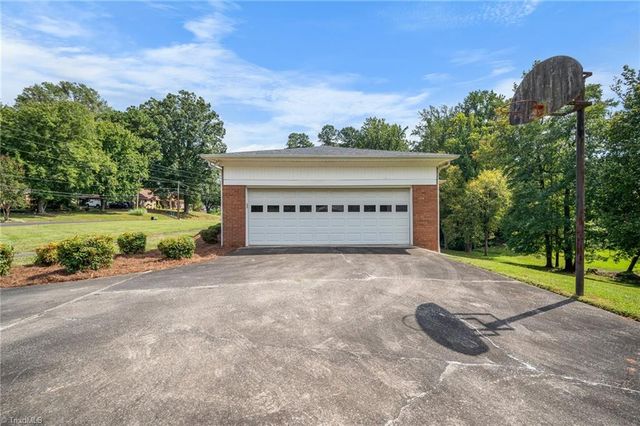 111 Ryan Street, Lexington, NC 27295