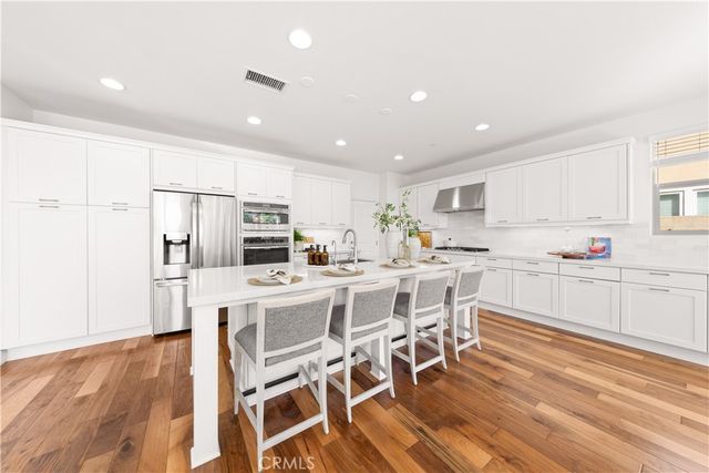 117 Bumblebee, Irvine, CA 92618