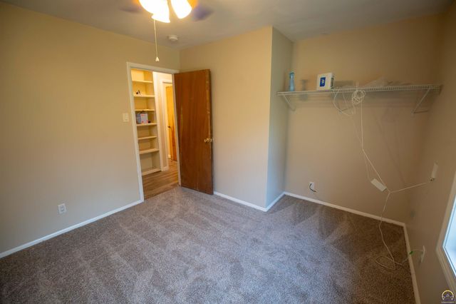 4008 SW 28th ST, Topeka, KS 66614