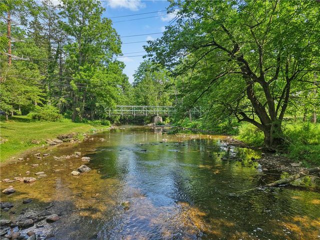 1867 Old Mill Road, Lower Saucon Twp, PA 18015
