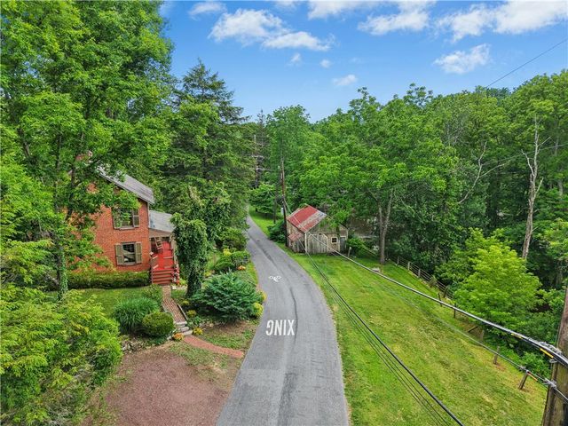 1867 Old Mill Road, Lower Saucon Twp, PA 18015