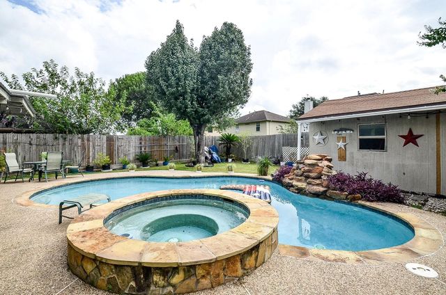 1207 Gerona Boulevard, Rosenberg, TX 77471