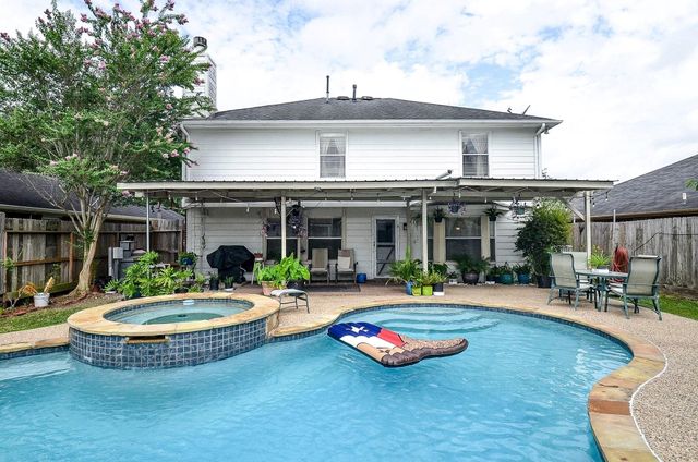 1207 Gerona Boulevard, Rosenberg, TX 77471