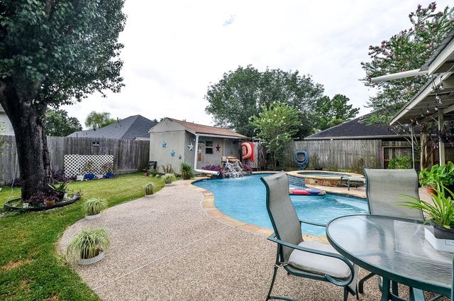 1207 Gerona Boulevard, Rosenberg, TX 77471