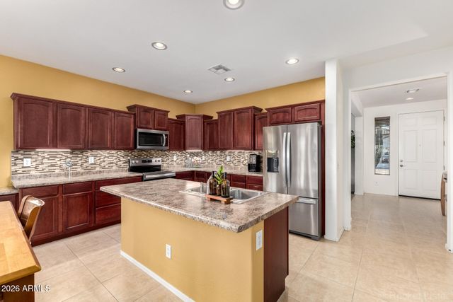 1064 W DESERT GLEN Drive, San Tan Valley, AZ 85143