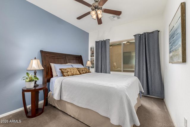 1064 W DESERT GLEN Drive, San Tan Valley, AZ 85143