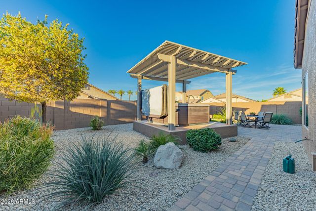 1064 W DESERT GLEN Drive, San Tan Valley, AZ 85143