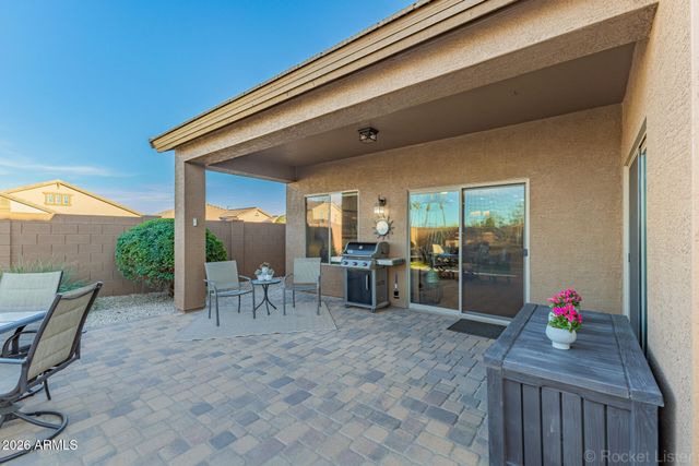 1064 W DESERT GLEN Drive, San Tan Valley, AZ 85143