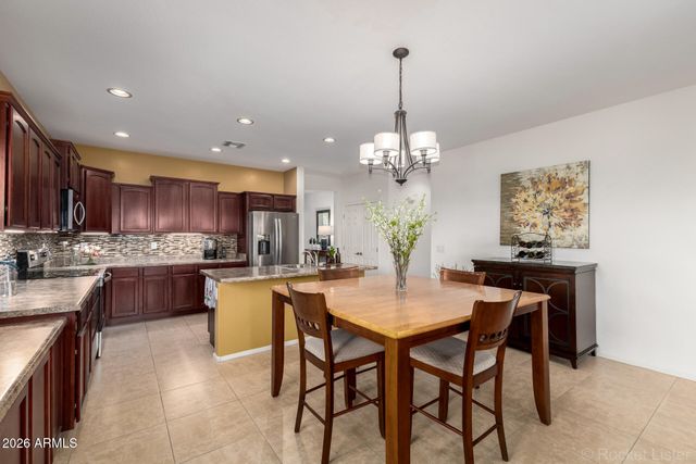 1064 W DESERT GLEN Drive, San Tan Valley, AZ 85143