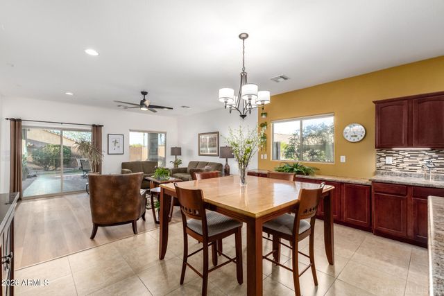 1064 W DESERT GLEN Drive, San Tan Valley, AZ 85143