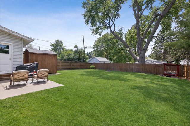 221 Koch Drive, Genoa, IL 60135