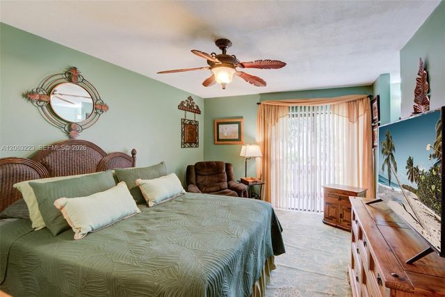 8987 W Sunrise Blvd, Plantation, FL 33322