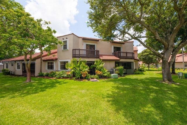 8987 W Sunrise Blvd, Plantation, FL 33322