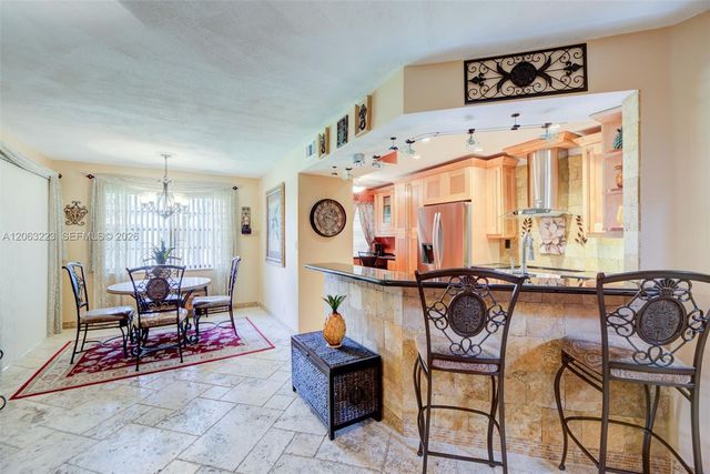 8987 W Sunrise Blvd, Plantation, FL 33322