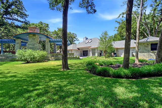 1409 Spars Court, Azle, TX 76020
