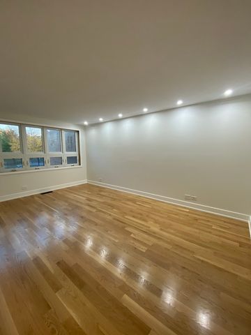 3270 N Elston Avenue 1, Chicago, IL 60618