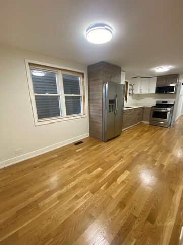 3270 N Elston Avenue 1, Chicago, IL 60618