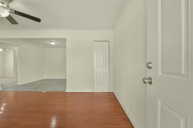 1114 Valerie Avenue, Pasadena, TX 77502