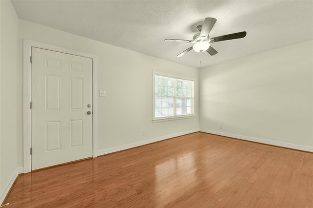 1114 Valerie Avenue, Pasadena, TX 77502