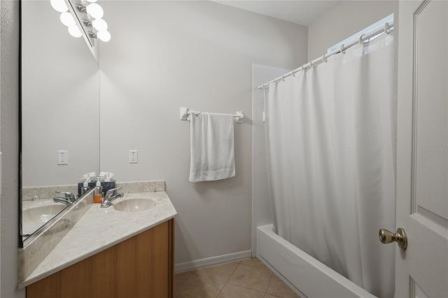 14 CROSSLINK COURT, Palm Coast, FL 32137