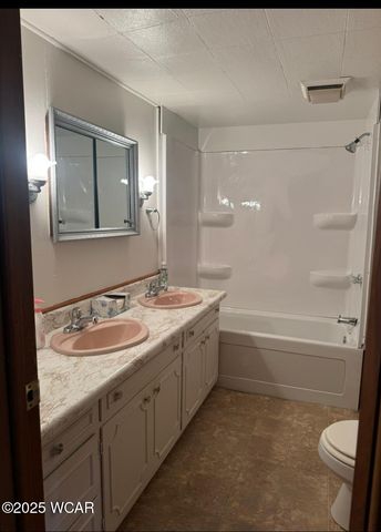 2223 Makin Drive, Lima, OH 45804