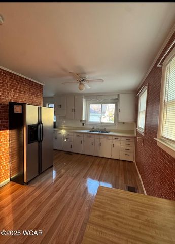 2223 Makin Drive, Lima, OH 45804