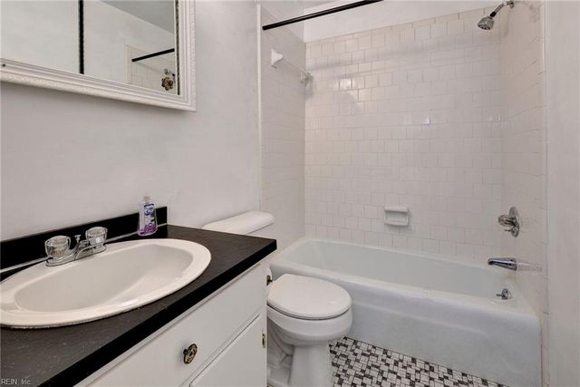 174 Alpine ST, Newport News, VA 23606