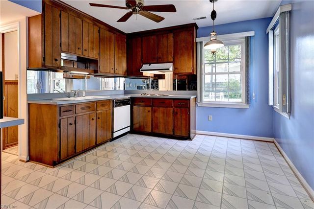 174 Alpine ST, Newport News, VA 23606