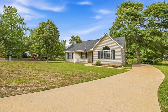 301 E Myles Lane, Spartanburg, SC 29303