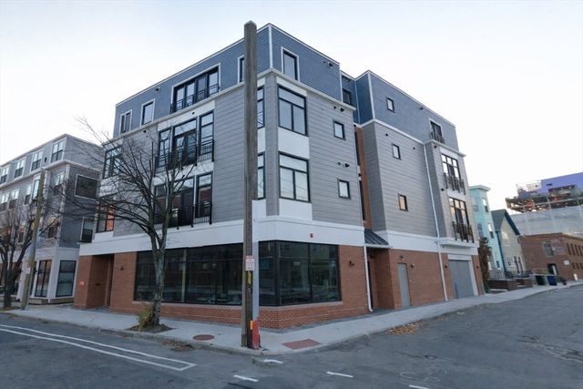 44-48 Medford St. 304, Somerville, MA 02143