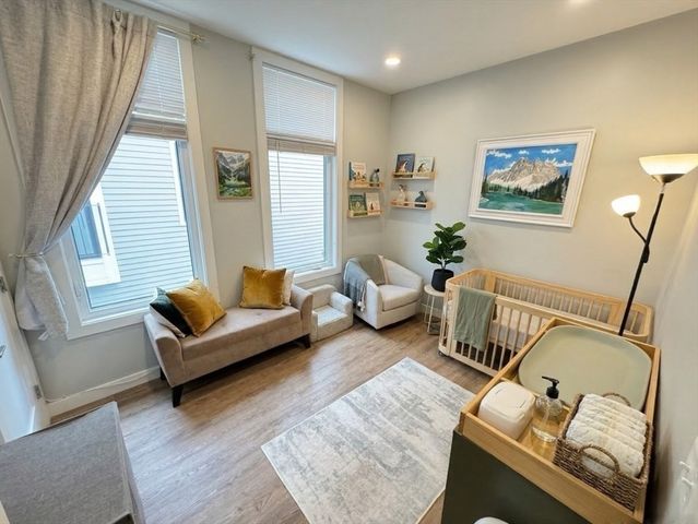 44-48 Medford St. 304, Somerville, MA 02143