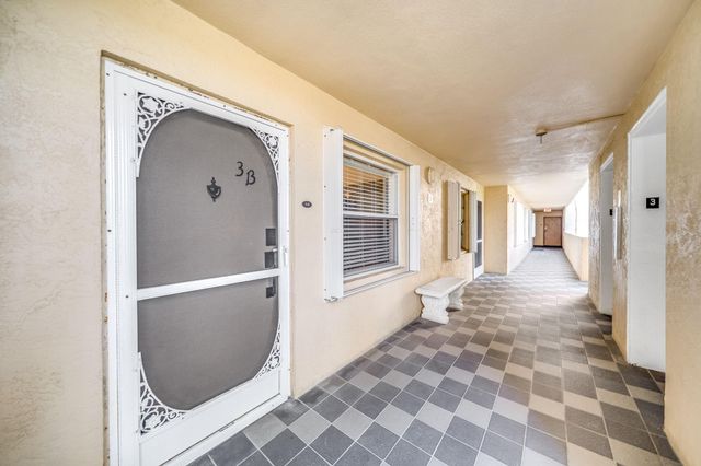 3581 S Ocean Boulevard 3B, South Palm Beach, FL 33480