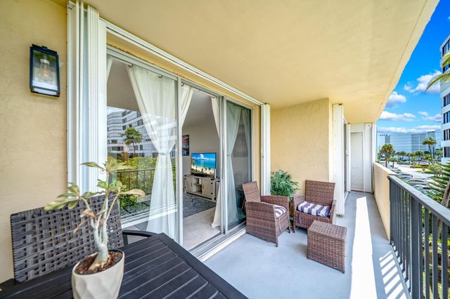 3581 S Ocean Boulevard 3B, South Palm Beach, FL 33480