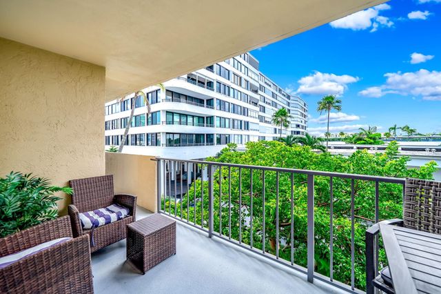 3581 S Ocean Boulevard 3B, South Palm Beach, FL 33480