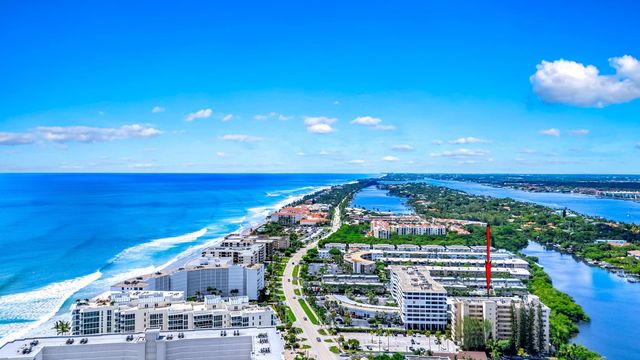 3581 S Ocean Boulevard 3B, South Palm Beach, FL 33480